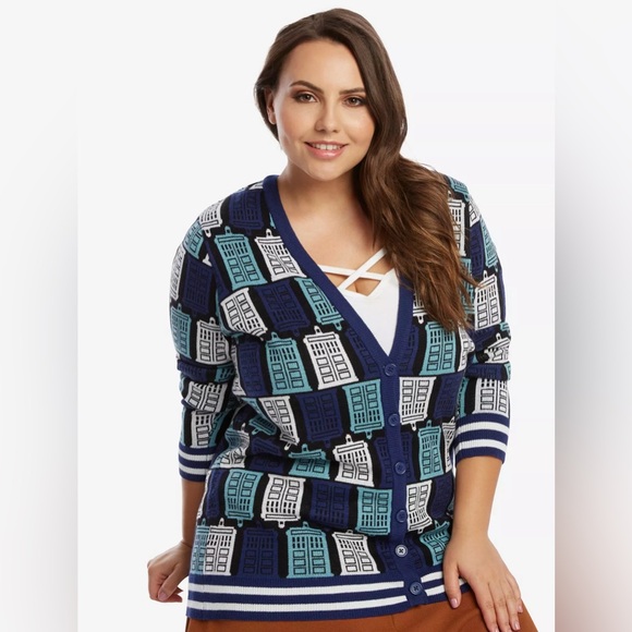 Torrid BBC Exclusive Doctor Who TARDIS Print Cardigan - Picture 1 of 8